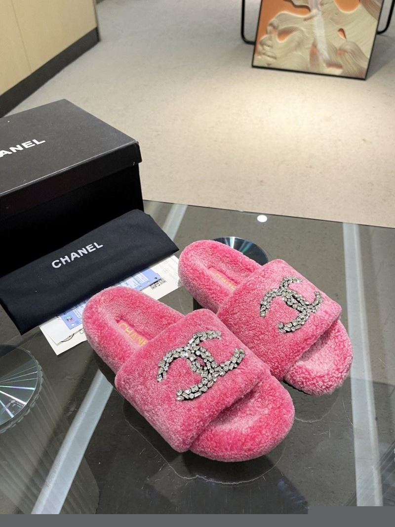Ch*el slippers